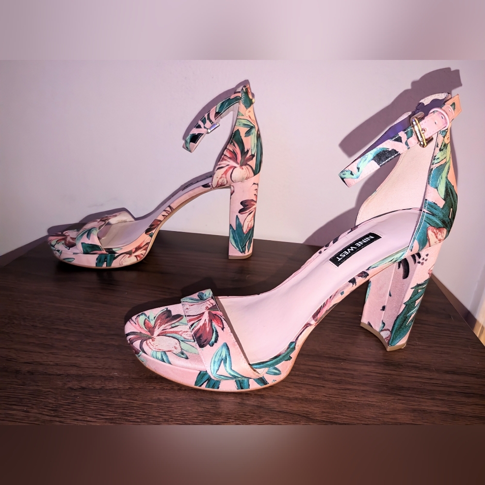 Nine West Dempsey Ankle Strap Pink Floral Platform Block Heels